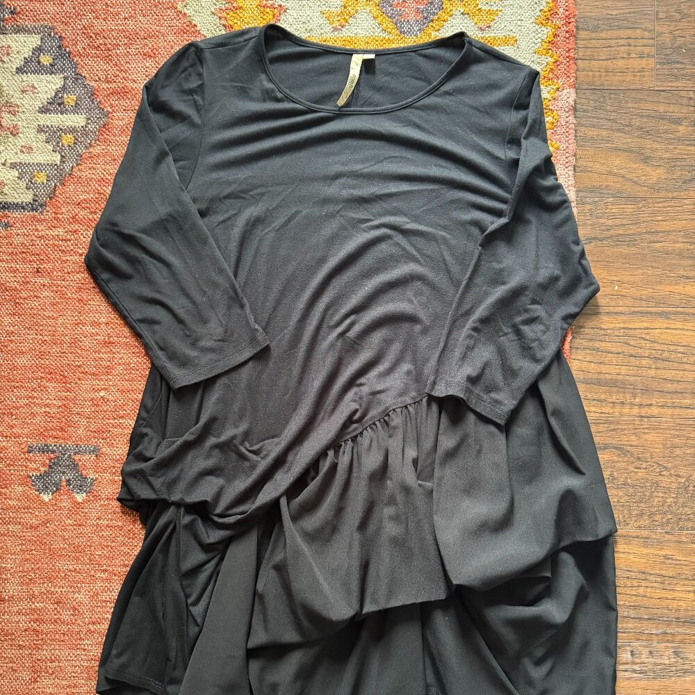 Black bubble dress size large